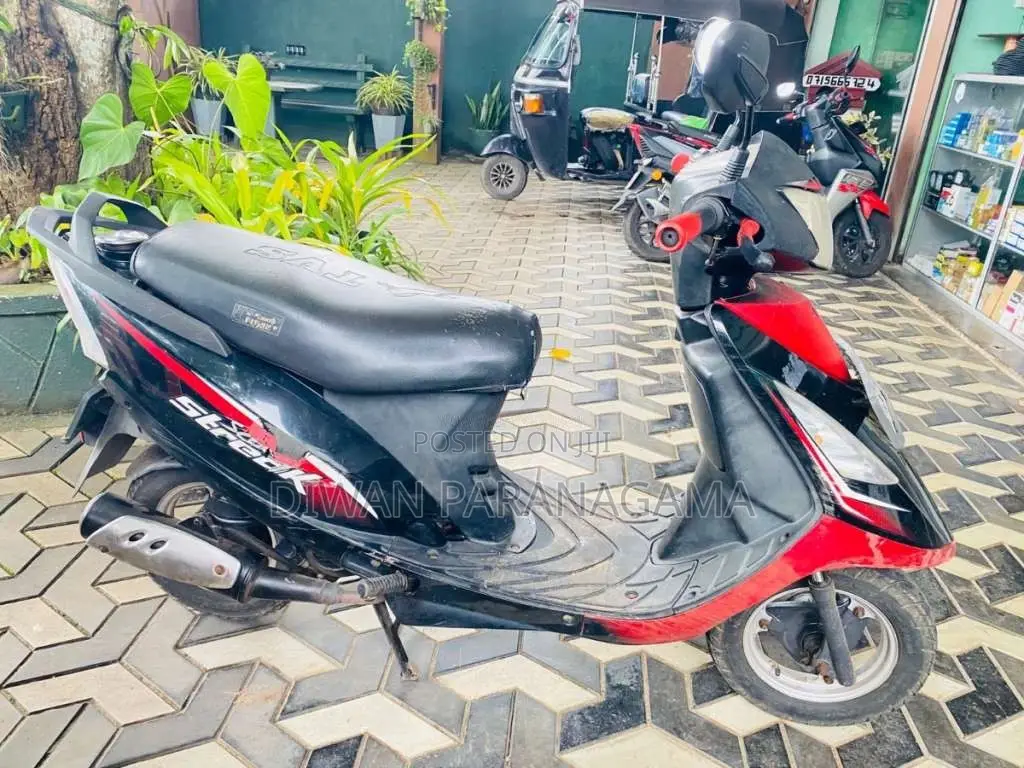TVS Scooty Streak 2013 Motorbike (Used)