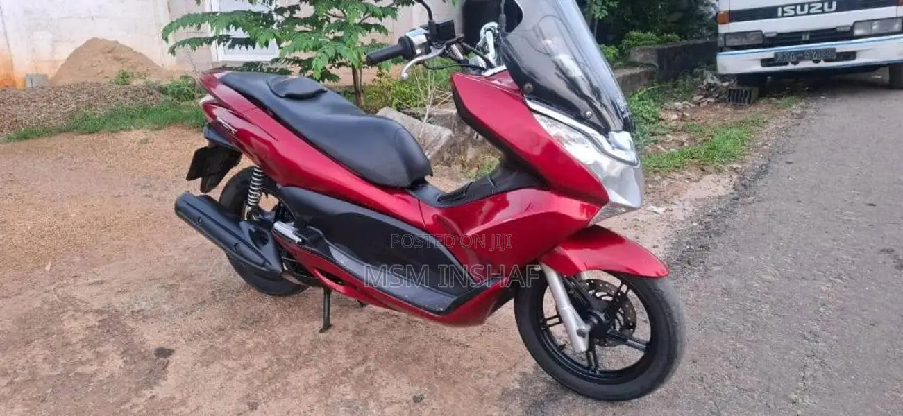 Honda Pcx 2011 Motorbike (Used)