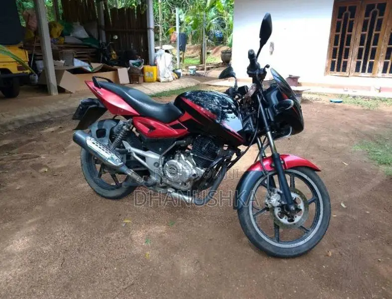Bajaj Pulsar 150 2015 Motorbike (Used)