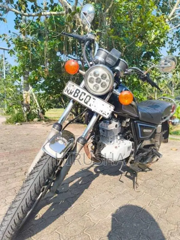 Suzuki GN125 Japan 2015 Motorbike (Used)