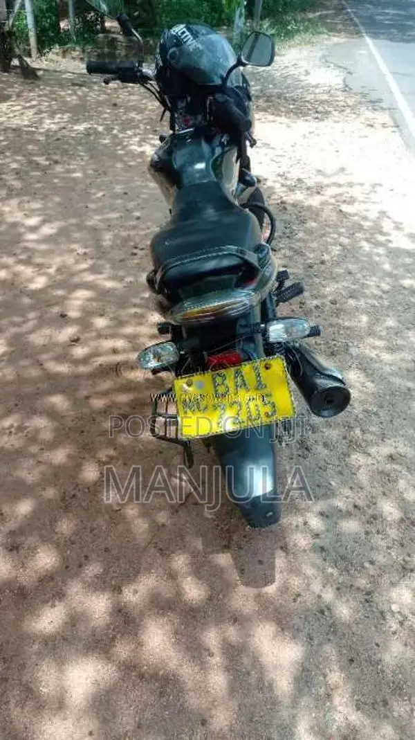 Bajaj Discover 100 2013 Motorbike (Used)
