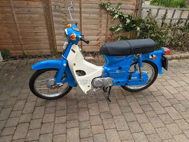 Honda C90 1986 Motorbike (Used)
