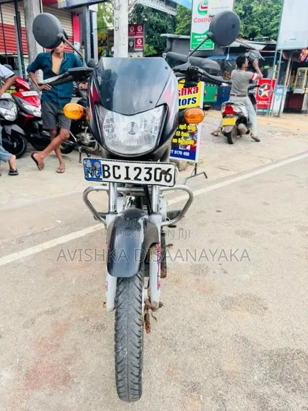 Bajaj CT-100 2015 Motorbike (Used)