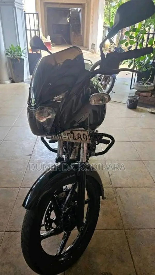 Bajaj Pulsar 2005 Motorbike (Used)