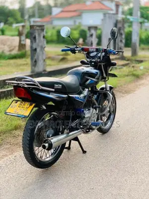 Bajaj CT-100 2016 Motorbike (Used)