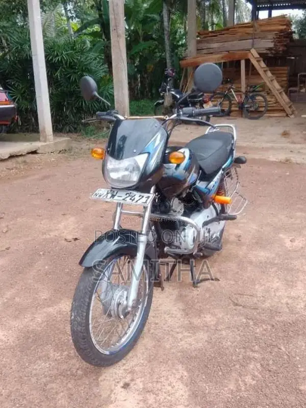 Bajaj CT-100 2012 Motorbike (Used)