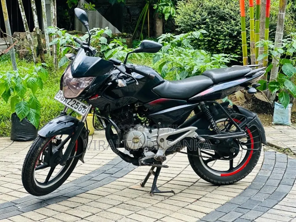 Bajaj Pulsar 135 2014 Motorbike (Used)