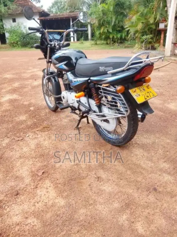 Bajaj CT-100 2012 Motorbike (Used)