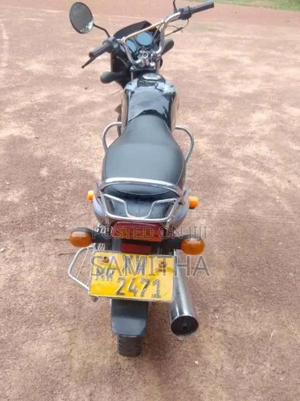 Bajaj CT-100 2012 Motorbike (Used)