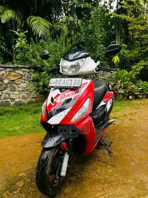 Hero DASH 2016 Motorbike (Used)