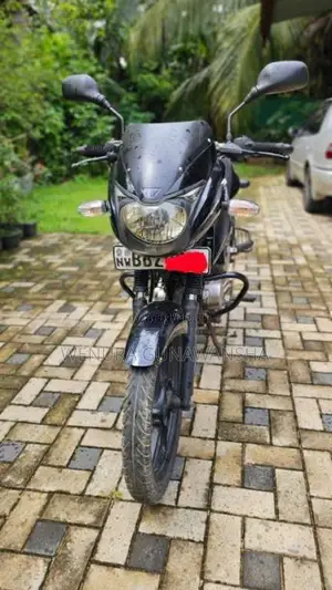 Bajaj Pulsar 150 2015 Motorbike (Used)