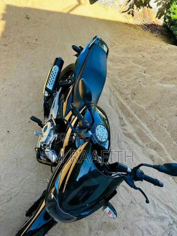 Bajaj Pulsar 2016 Motorbike (Used)
