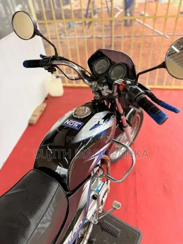 Bajaj CT-100 2012 Motorbike (Used)