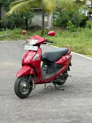 Hero Pleasure 2012 Motorbike (Used)