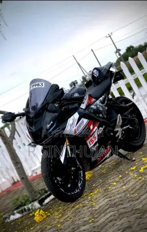Yamaha R15 2025 Motorbike (Used)