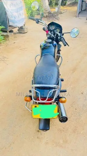 Bajaj CT-100 2012 Motorbike (Used)