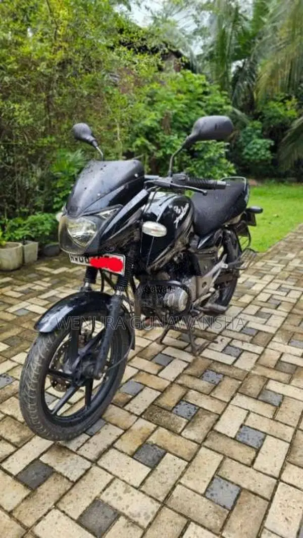 Bajaj Pulsar 150 2015 Motorbike (Used)