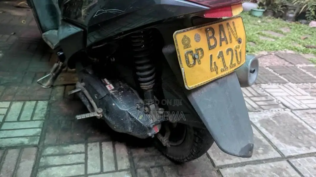 Yamaha Ray 2013 Motorbike (Used)