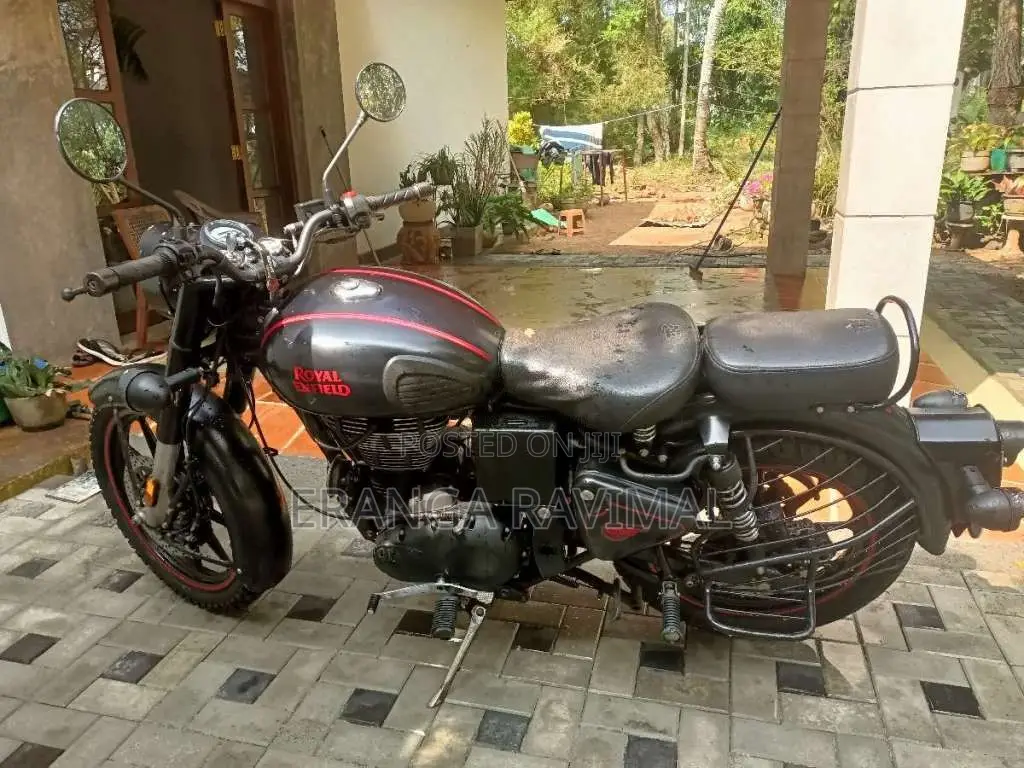 Other Royal Enfield Classic 350 2017 Motorbike (Used)