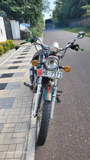 Honda Daelim 125 2006 Motorbike (Used)