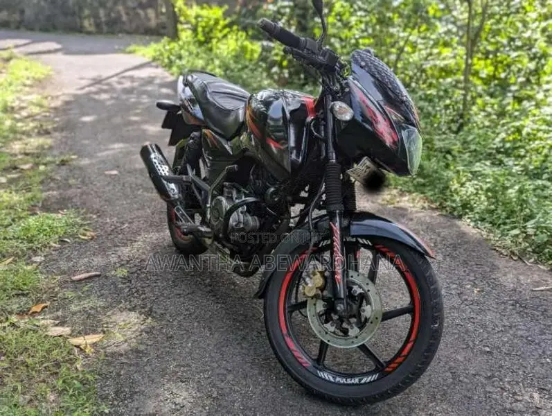 Bajaj Pulsar 150 2017 Motorbike (Used)