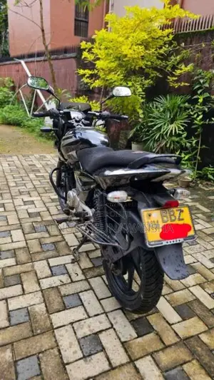Bajaj Pulsar 150 2015 Motorbike (Used)