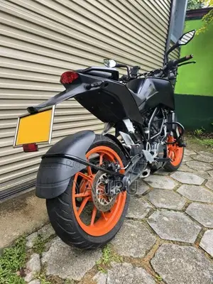 KTM Duke 200 2018 Motorbike (Used)
