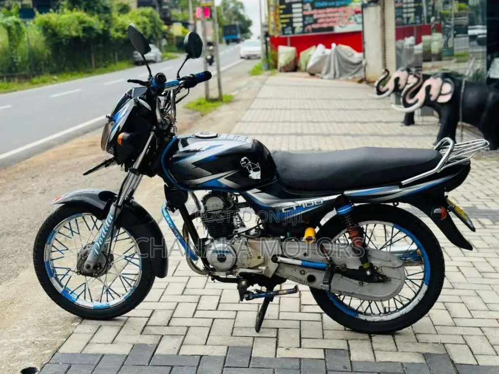 Bajaj CT-100 2016 Motorbike (Used)