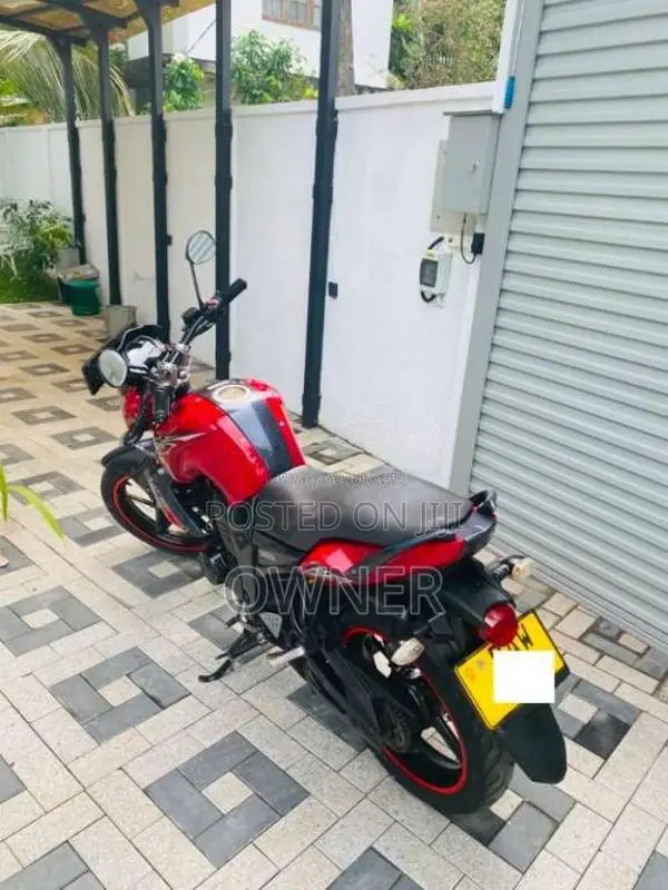 Yamaha FZ-S 2014 Motorbike (Used)