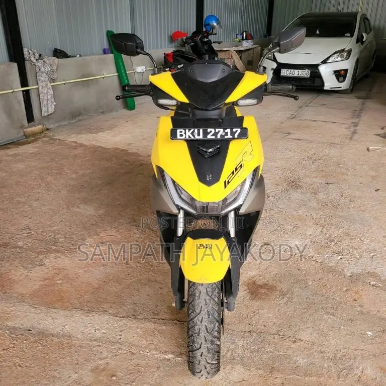 Hero XOOM 2026 Motorbike (Used)