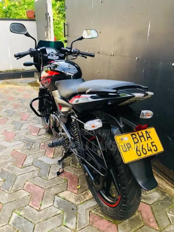 Bajaj Pulsar 2018 Motorbike (Used)