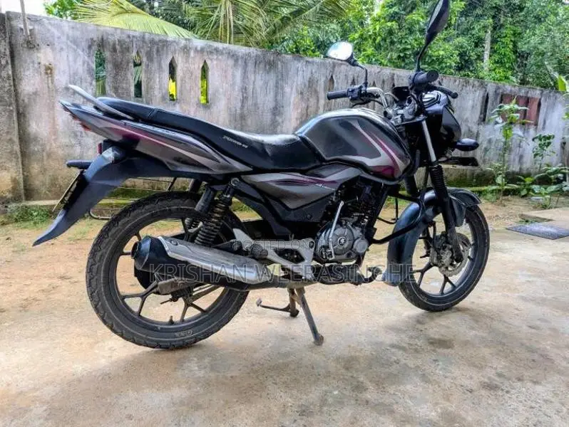 Bajaj Discover 2014 Motorbike (Used)
