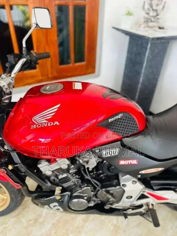 Honda Hornet 2011 Motorbike (Used)