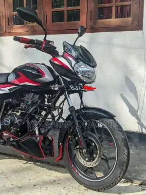 Bajaj Discover 2025 Motorbike (Used)
