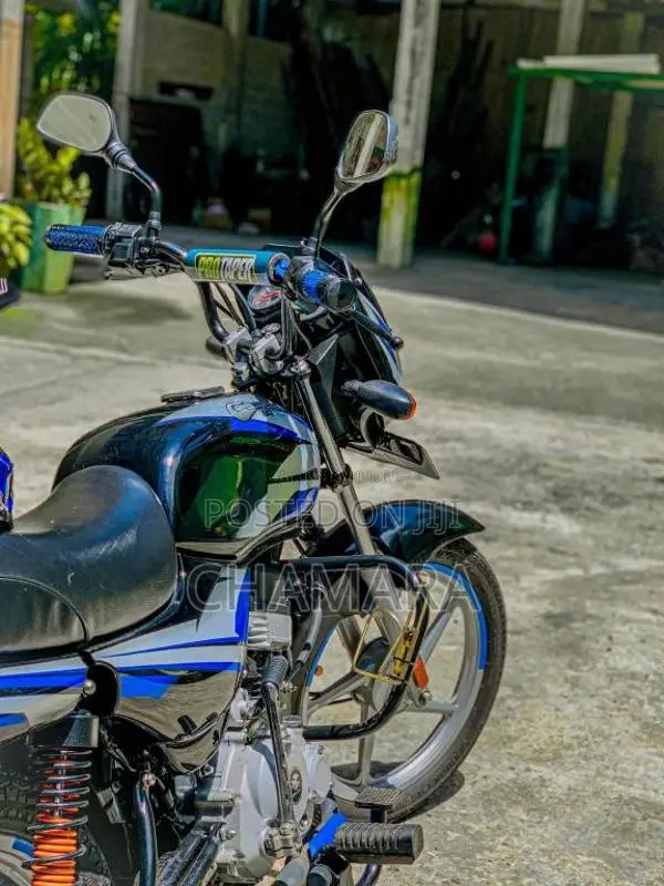 Bajaj CT-100 2023 Motorbike (Used)