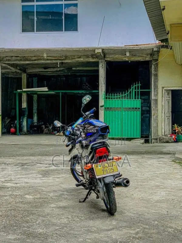 Bajaj CT-100 2023 Motorbike (Used)
