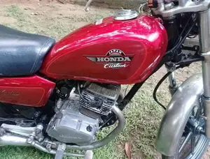 Honda CM Custom Exclusive 2006 Motorbike (Used)
