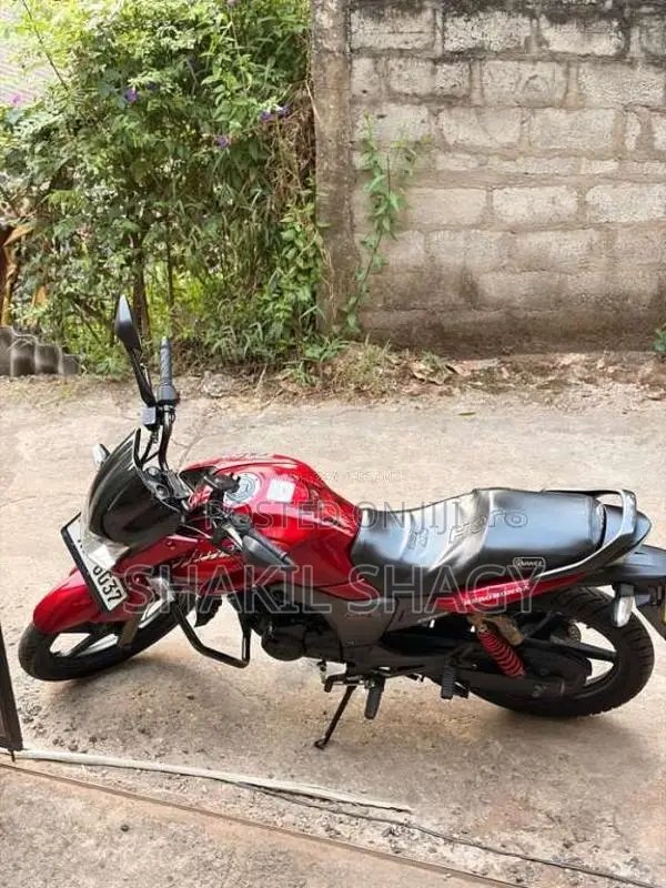 Hero-Honda Hunk 2012 Motorbike (Used)