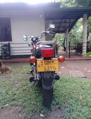 Honda CM Custom Exclusive 2006 Motorbike (Used)
