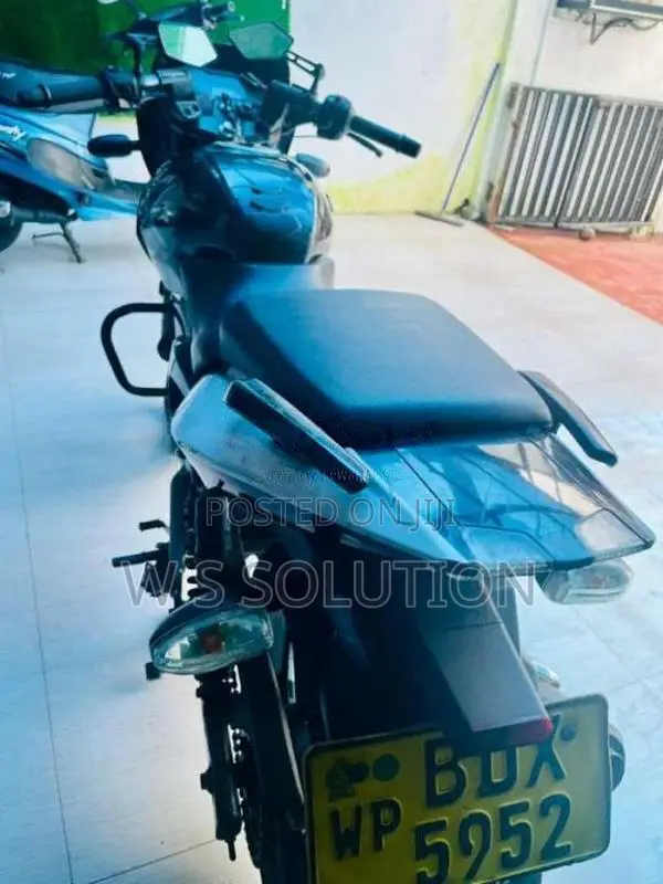Bajaj Pulsar 180 2016 Motorbike (Used)
