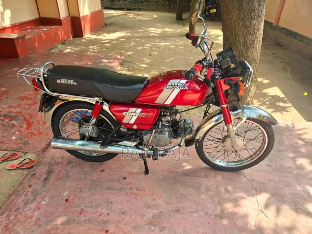 Hero-Honda 100 2004 Motorbike (Used)