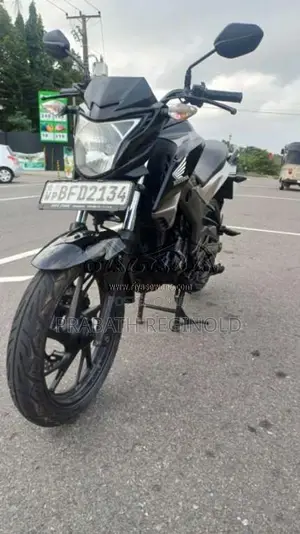Honda Cb Hornet 2016 Motorbike (Used)
