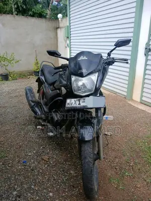 Hero-Honda Hunk 2011 Motorbike (Used)