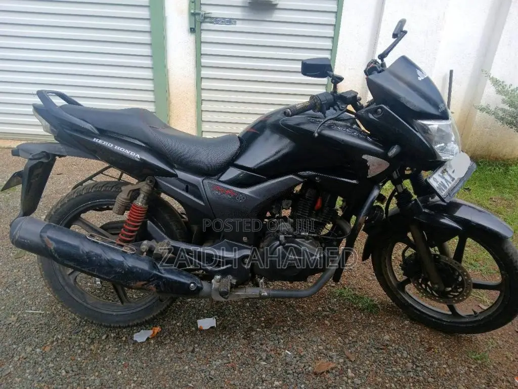 Hero-Honda Hunk 2011 Motorbike (Used)