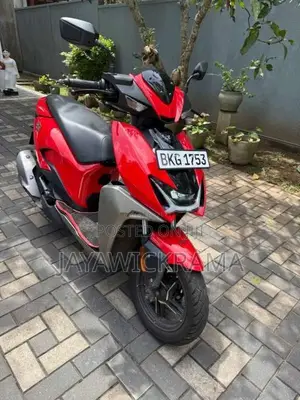 Hero Xoom 2026 Motorbike (Used)