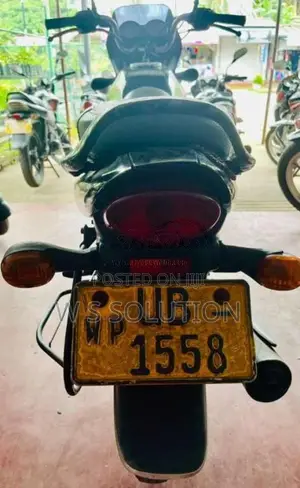Bajaj Platina 2009 Motorbike (Used)