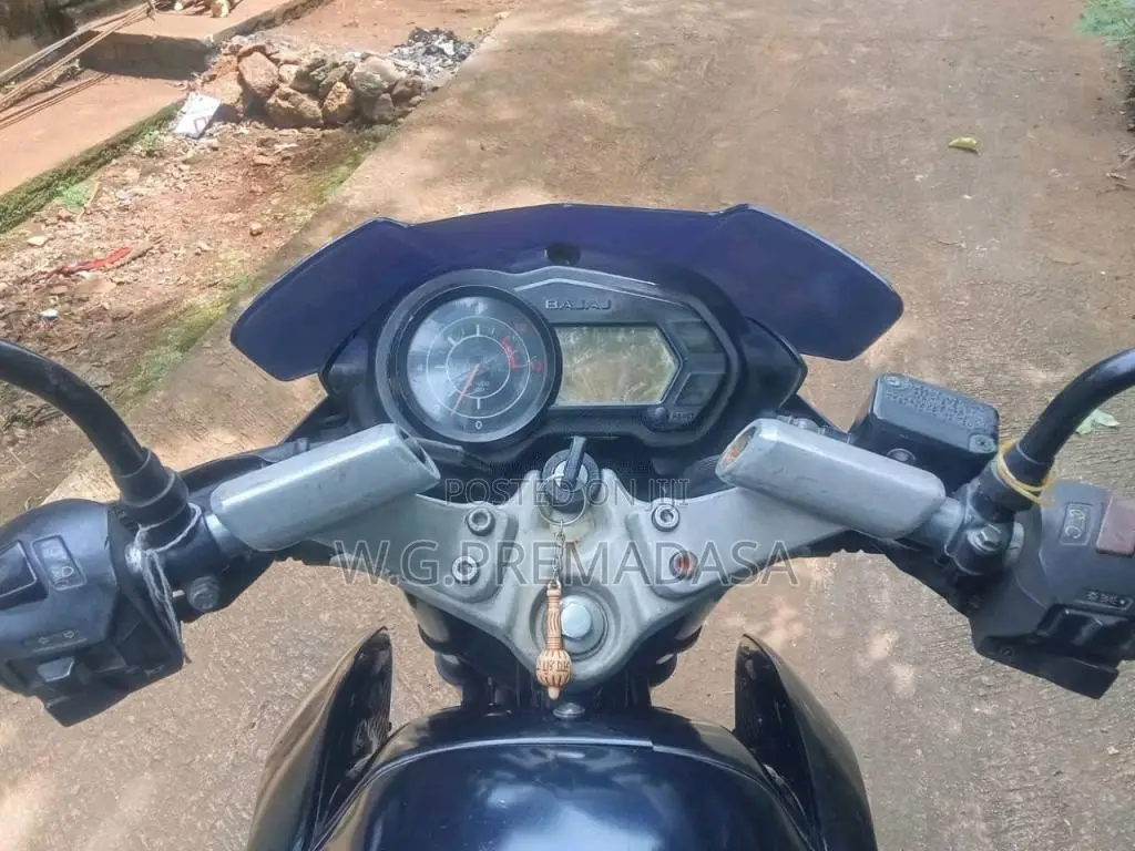 Bajaj Pulsar 135 2011 Motorbike (Used)