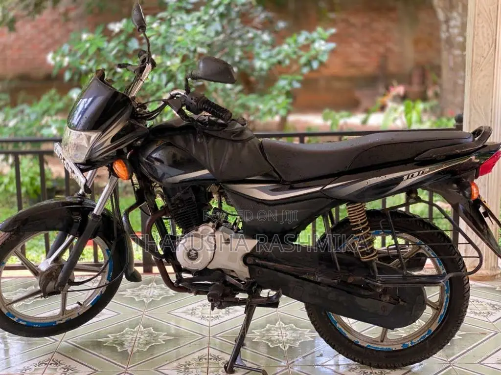Bajaj Platina 100 2017 Motorbike (Used)
