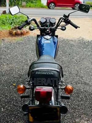 Honda LA Custom 2006 Motorbike (Used)