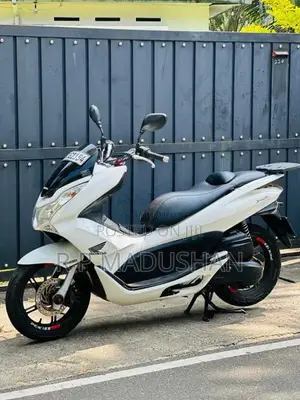 Honda PCX 2014 Motorbike (Used)